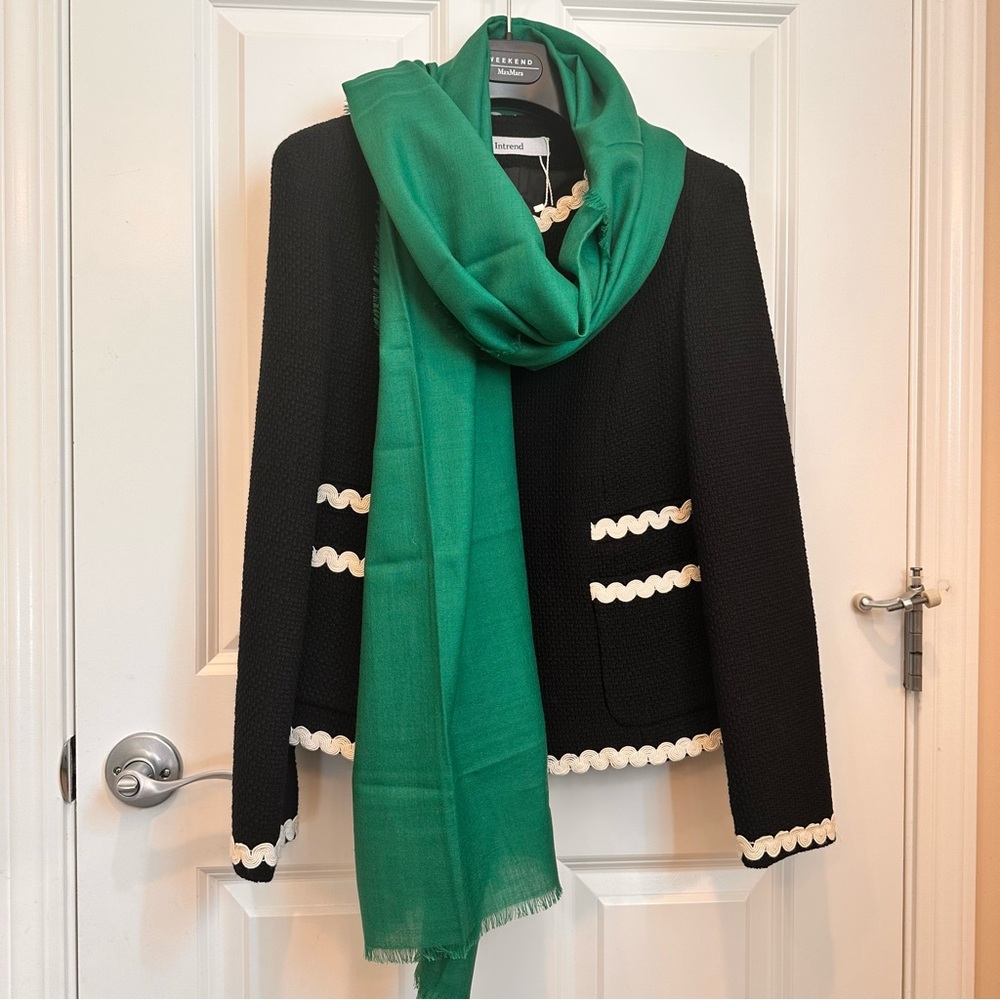 SOLD! Max&Co by Max Mara Label-cut 100% Wool Logo Scarf 🧣 Size: OS Fall/Winte - Picture 2 of 11